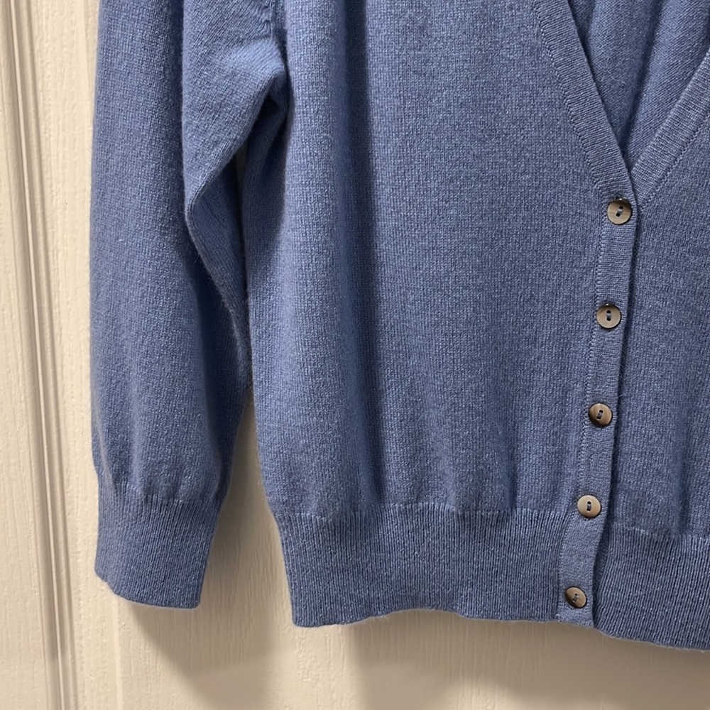 Blue cashmere cropped cardigan. Boden. EUC. - Picture 3 of 5